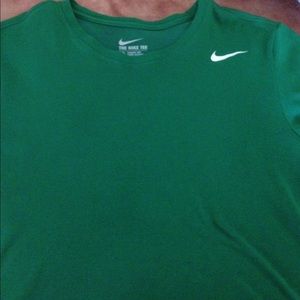 New without tags Nike shirt