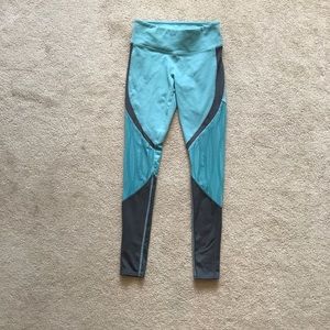 Alo Vitality Leggings