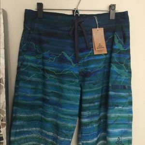 Men's PrAna board shorts brand new