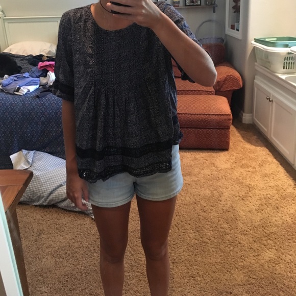 Shirt - Picture 1 of 5
