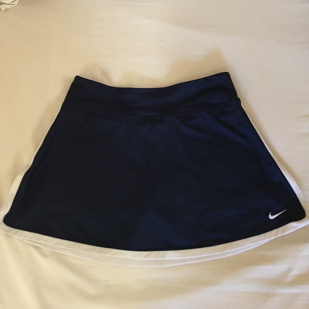 NIKE Dri-Fit Tennis Skirt