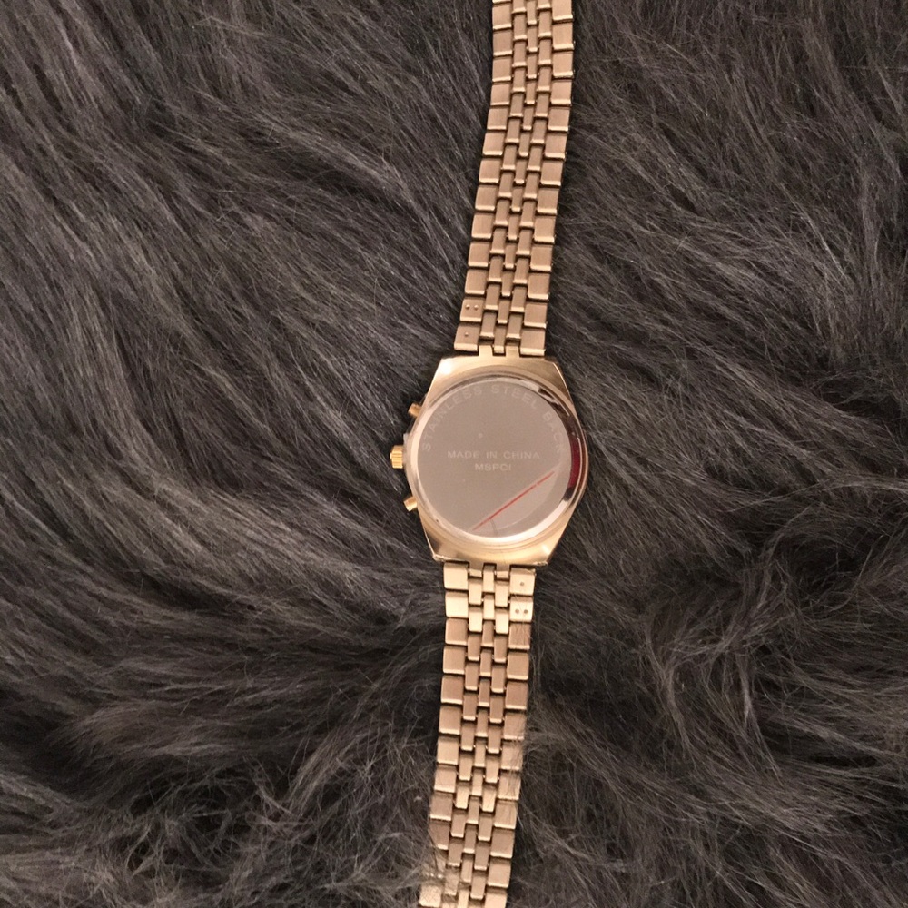 NWT Gold Watch - Picture 5 of 8