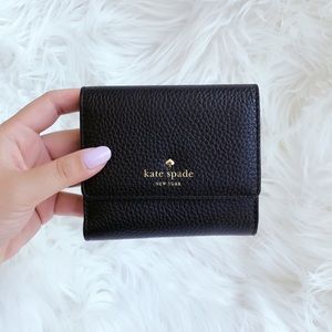 ❗️SOLD❗️Kate Spade Trifold Black Wallet