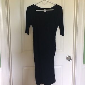 Old Navy black knit maternity dress