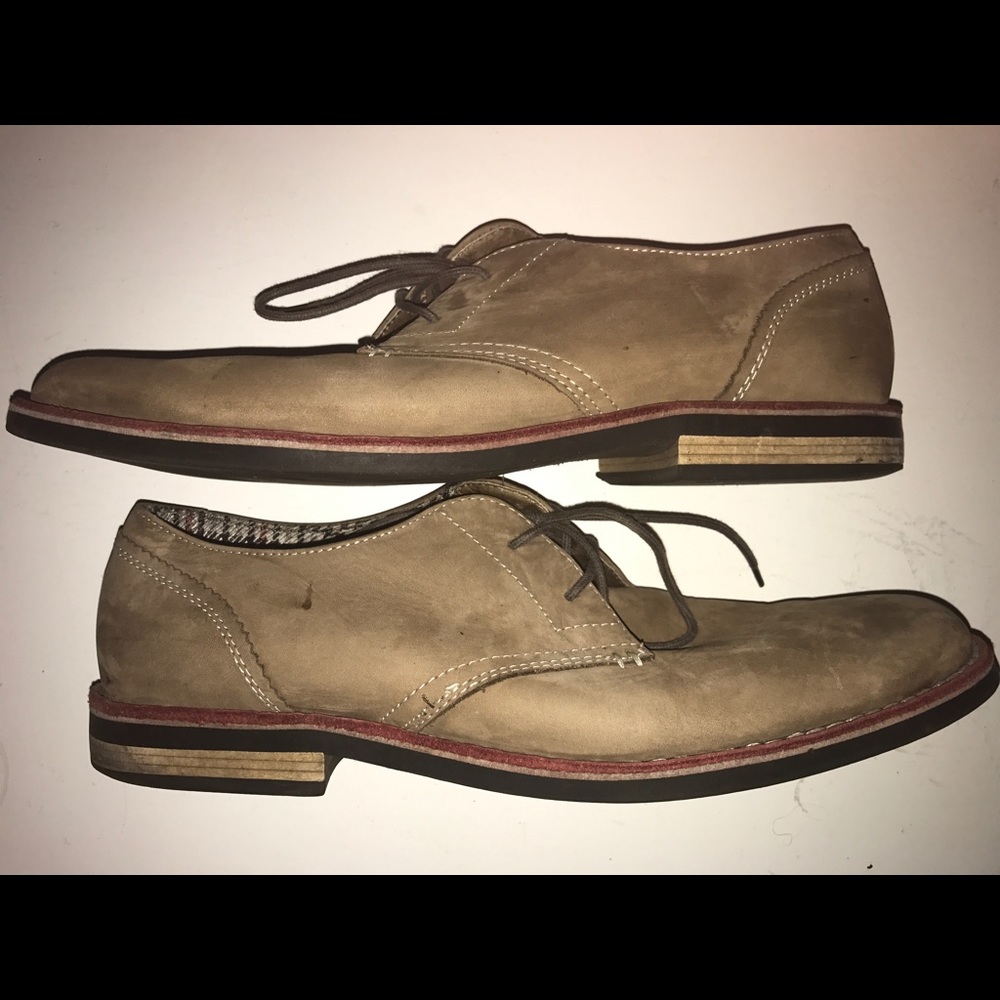 Men's Size 12 Penguin suede dress shoes.