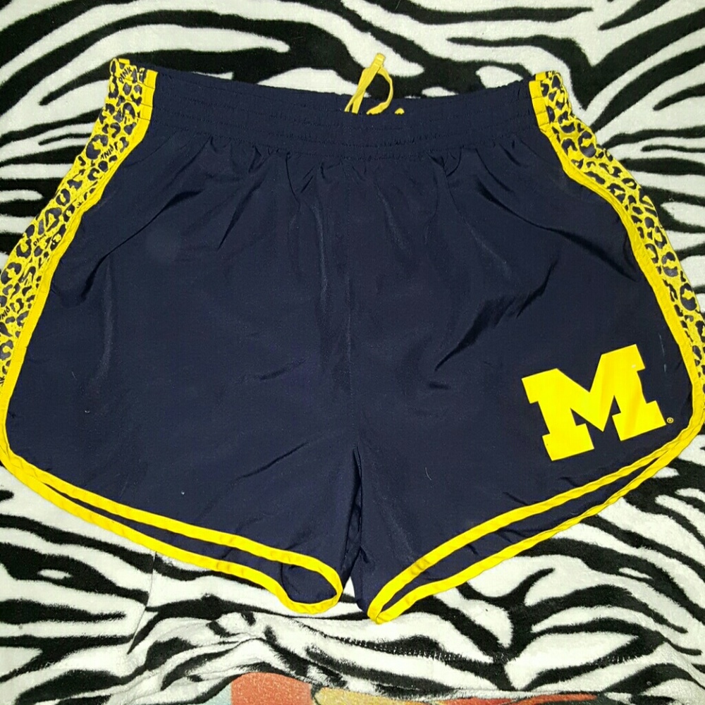 Victoria Secret pink michigan swim shorts