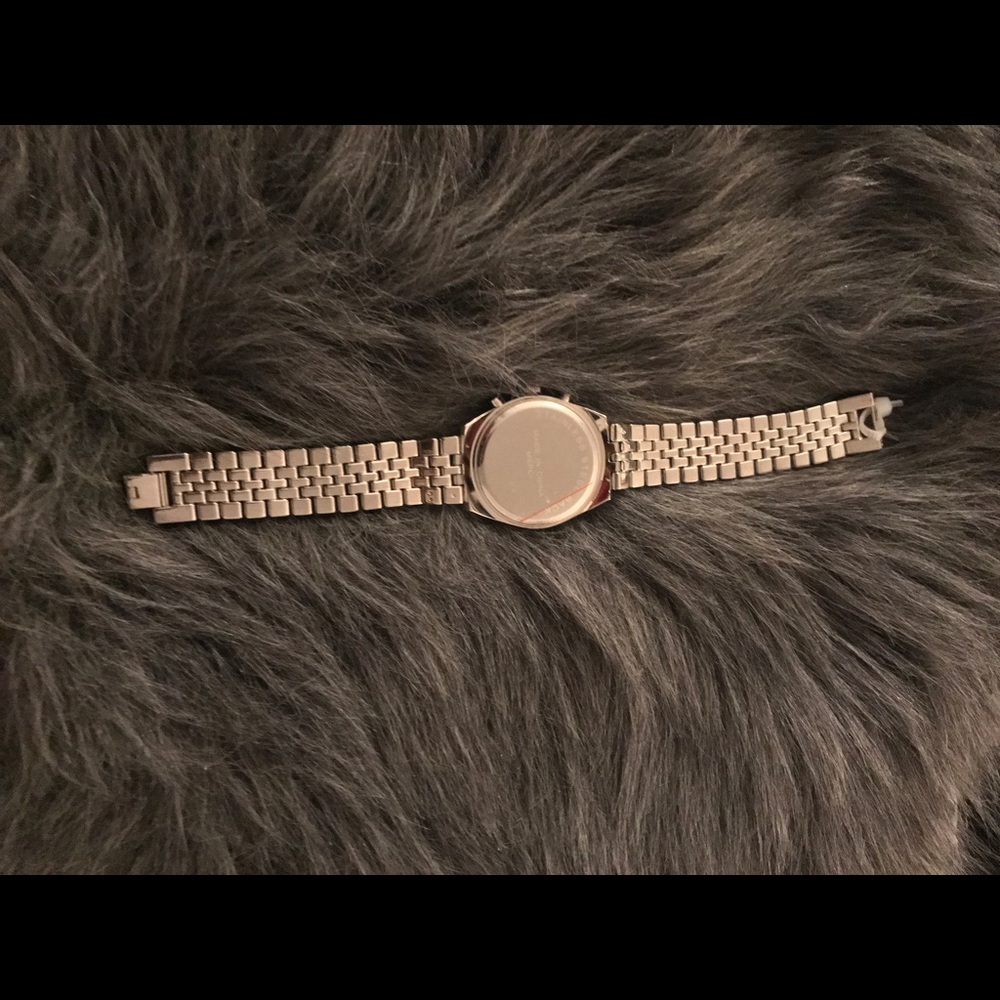 NWT Silver Watch - Picture 6 of 7