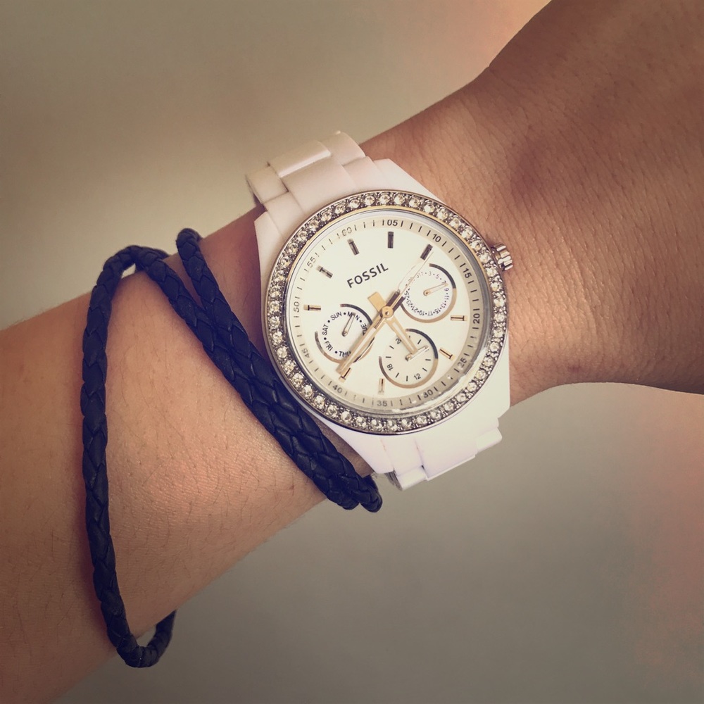 White Fossil Watch!!