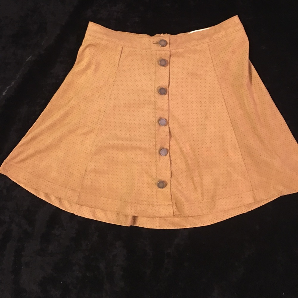 Jolt Skirt