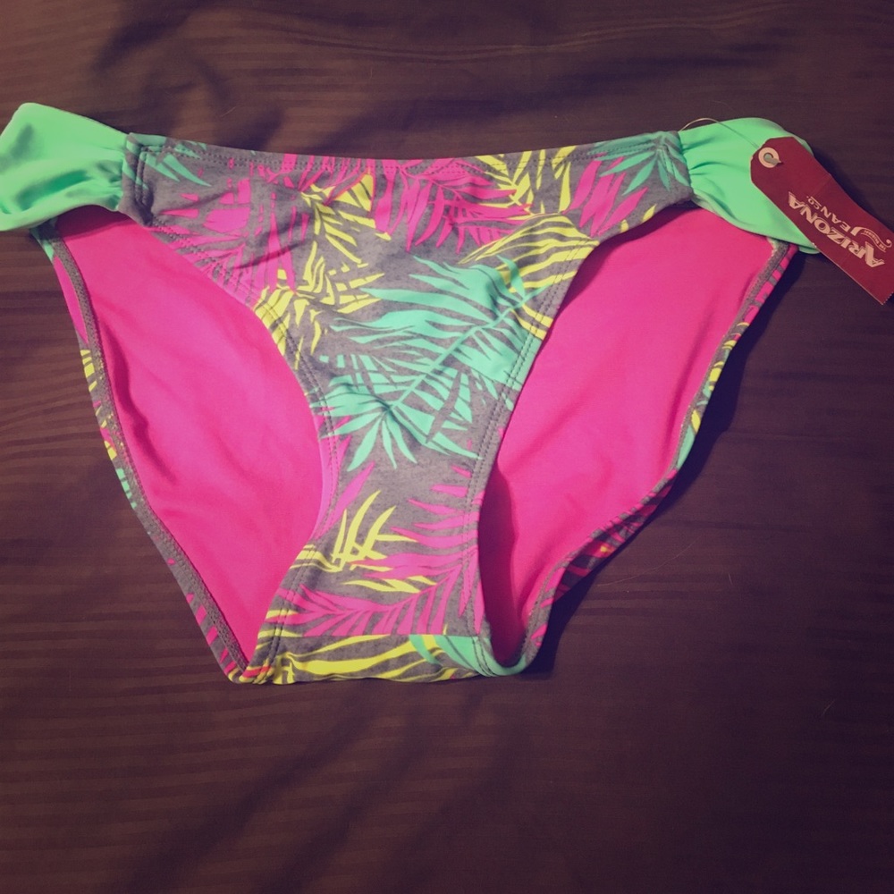NWT bikini bottom