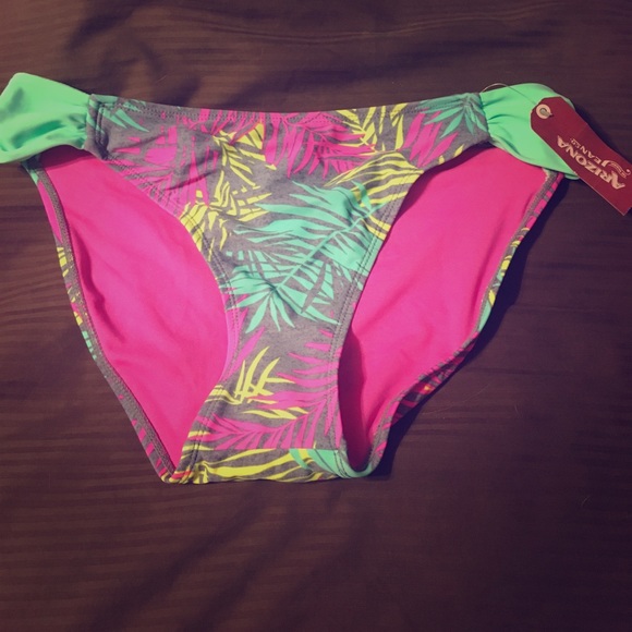 NWT bikini bottom - Picture 1 of 2