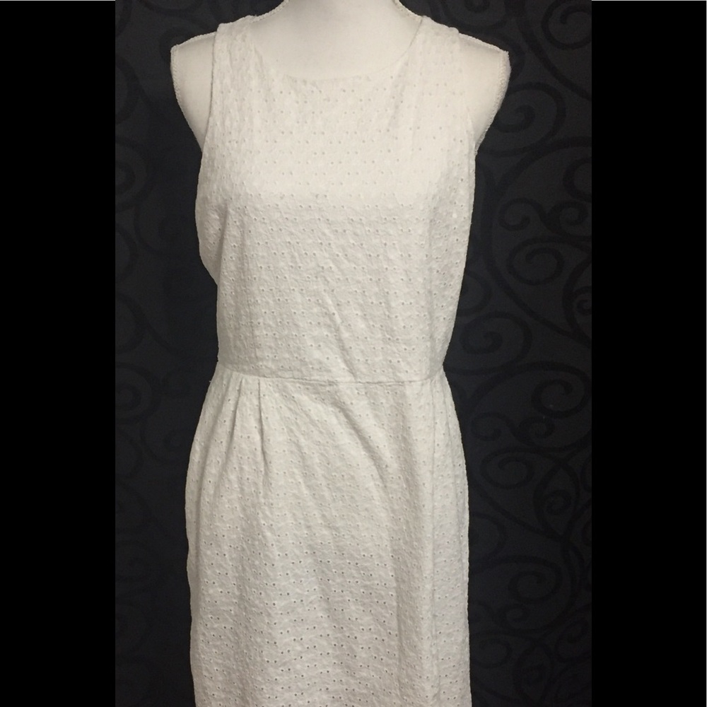 Last Chance***Old Navy White Eyelet Dress Size 10