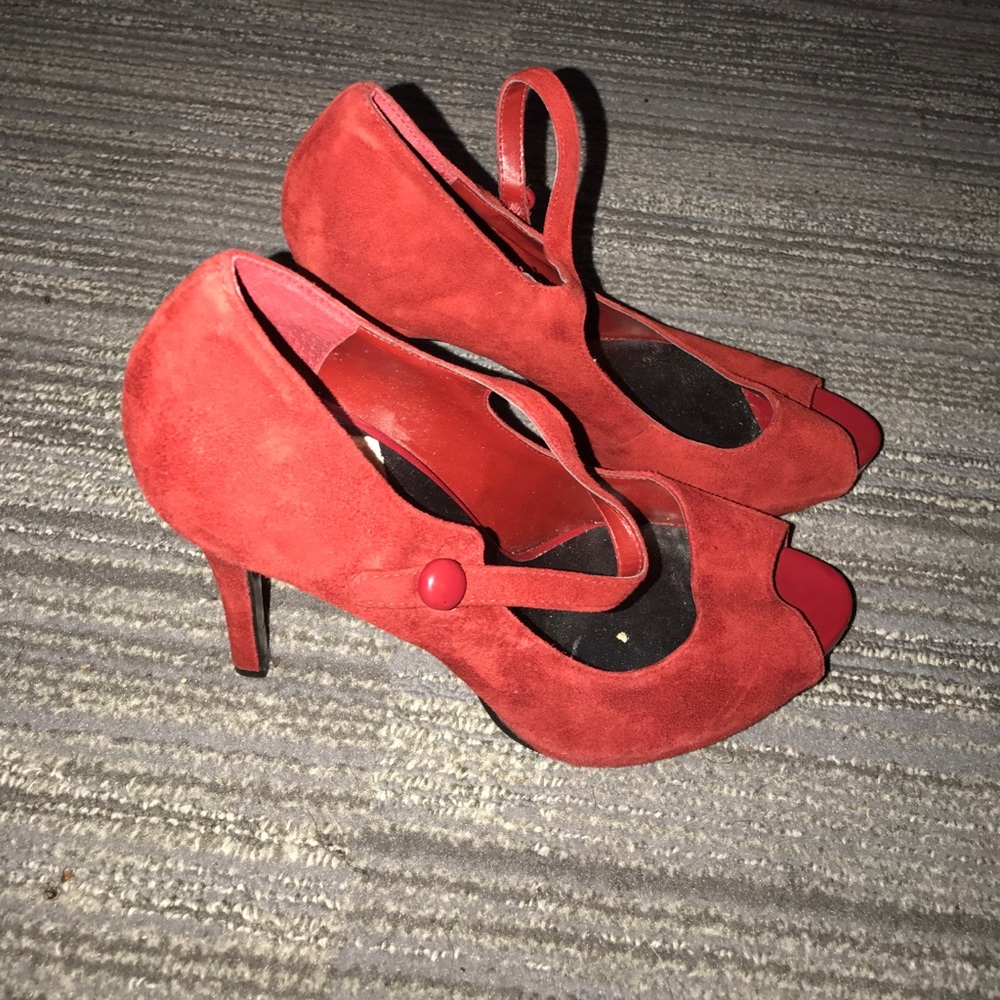 Red Nine West Heels