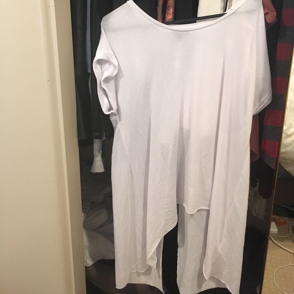 White tshirt