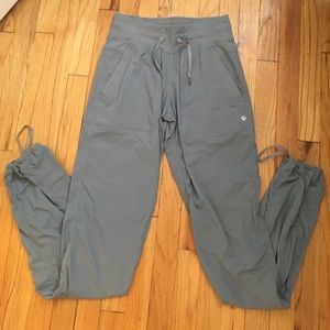 Never worn Lululemon Pants
