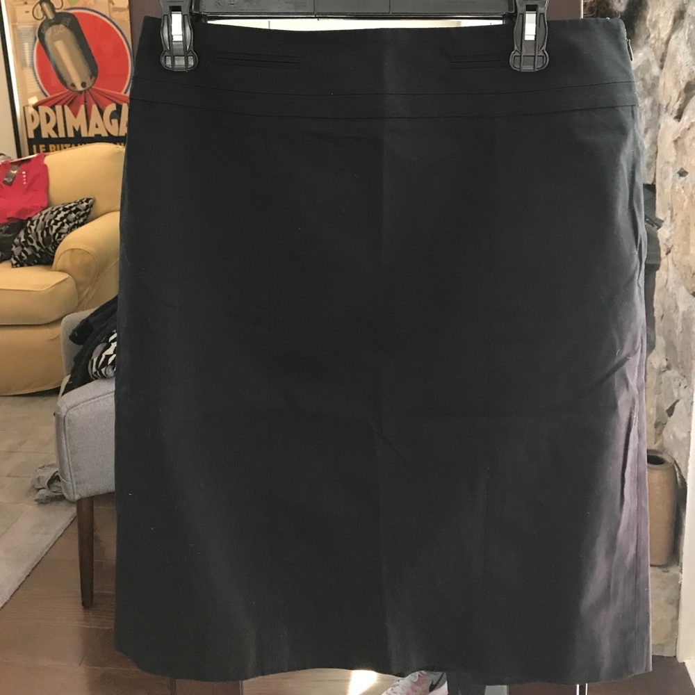 🔴 Loft Black Pencil Skirt