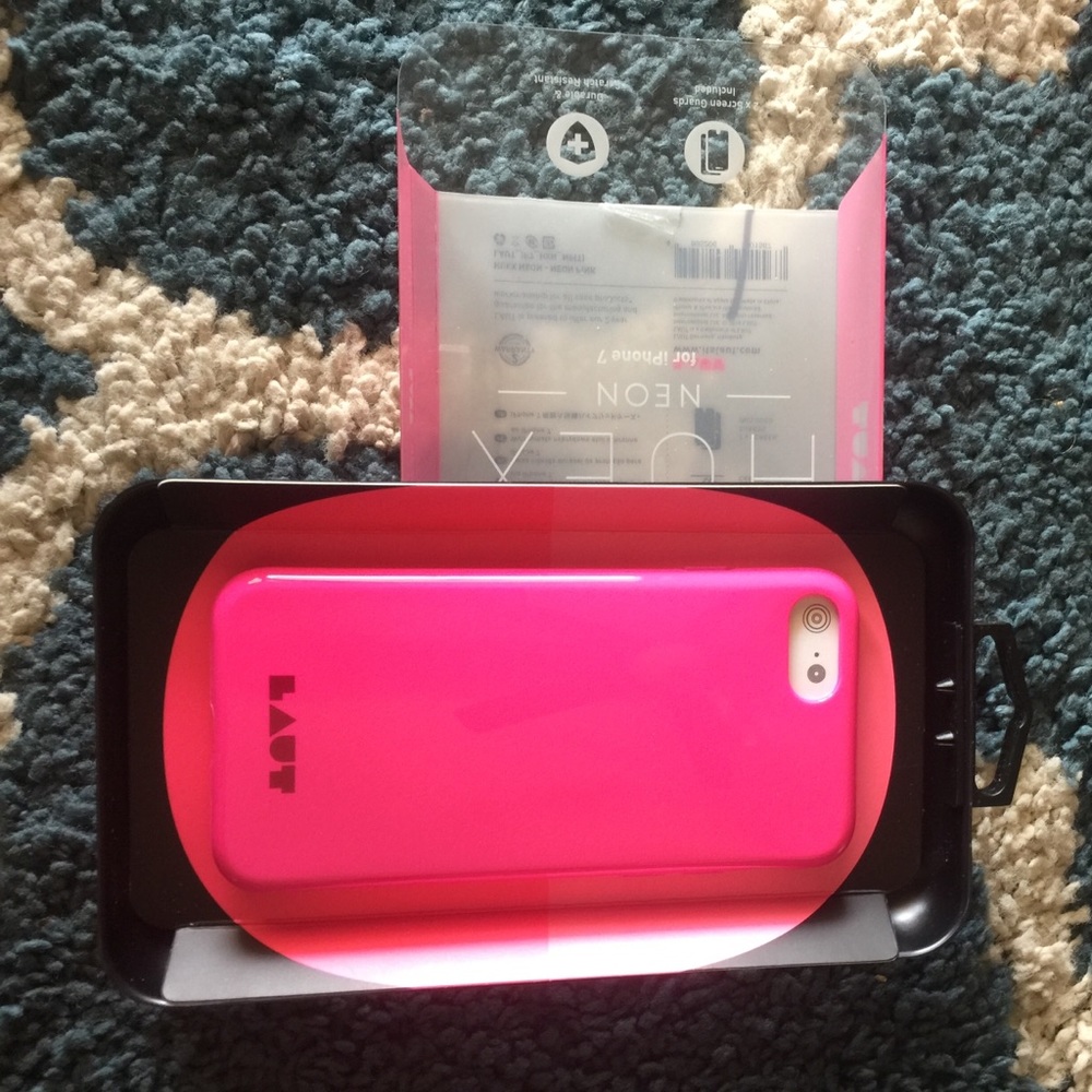 Shinny iPhone 7 neon pink case