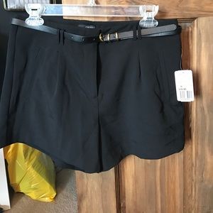 Forever 21 black high waisted shorts with belt