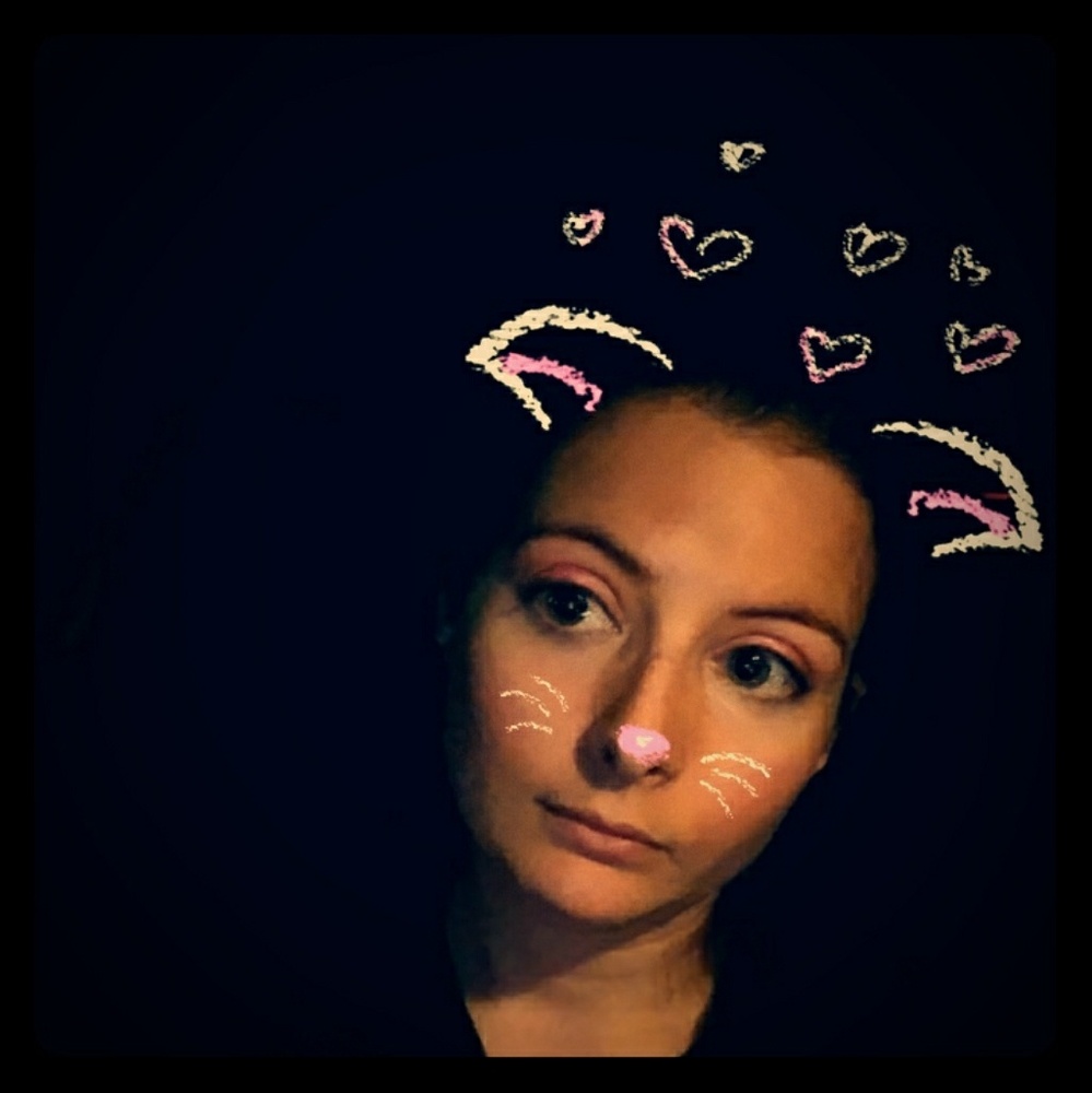 Meet your Posher, Laura