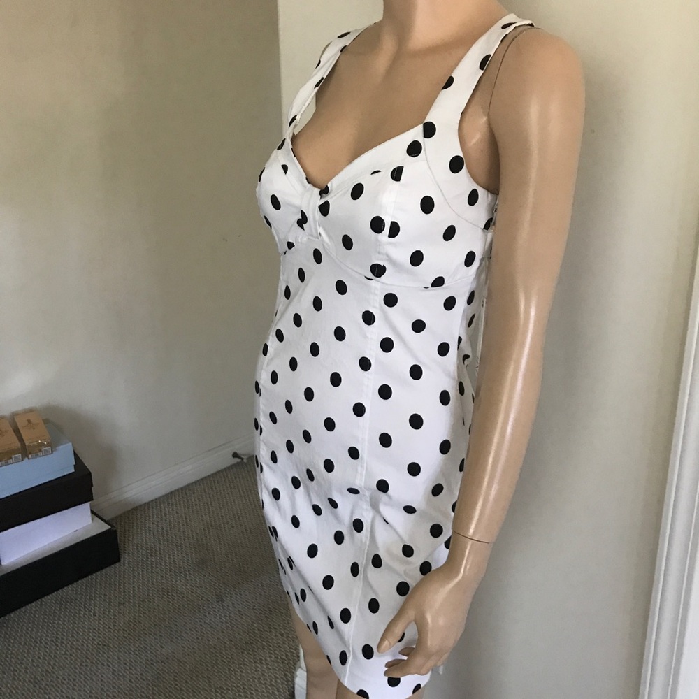 Have Dress - Picture 2 of 4