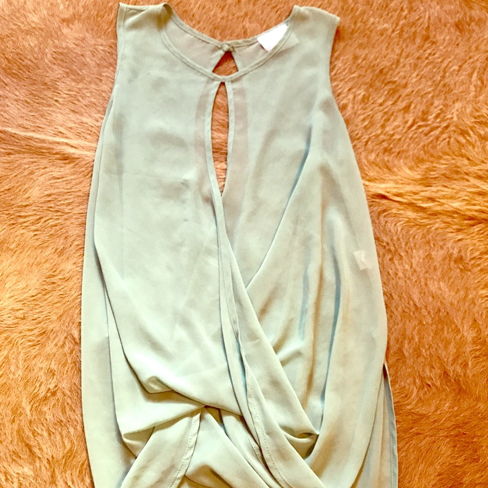 Mint free tunic tank open in the front and back