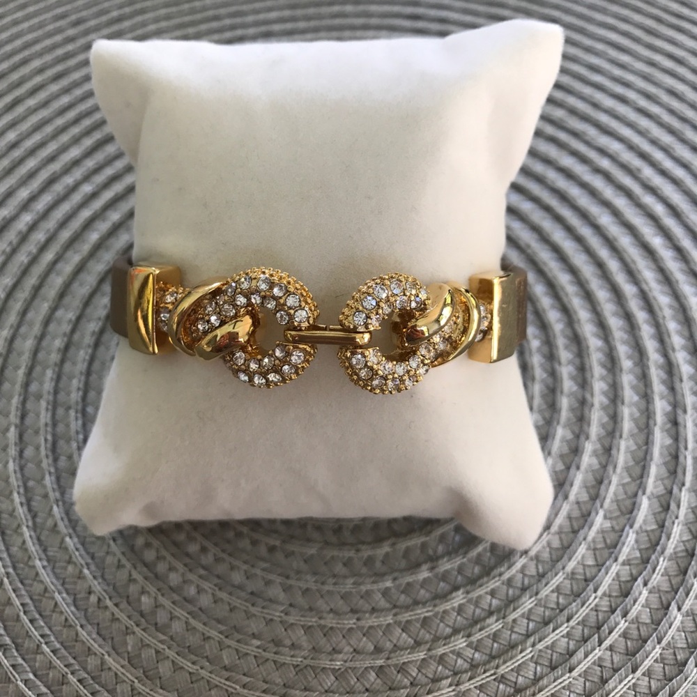 Lia Sophia gold bracelet