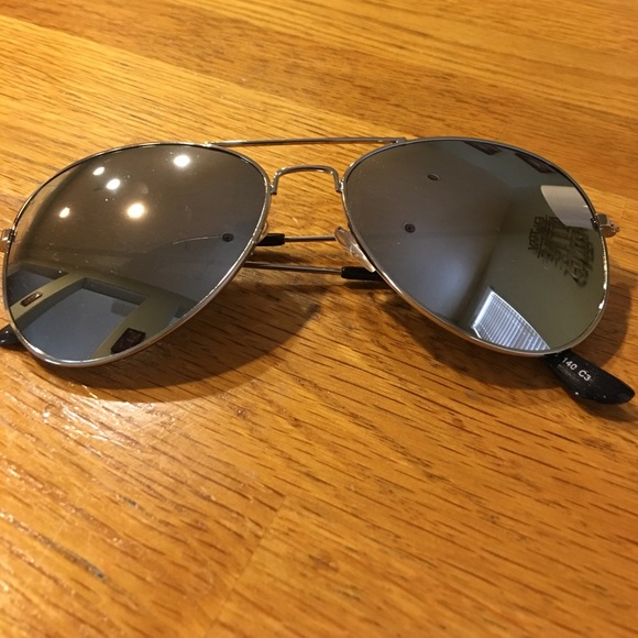 Silver tinted sunglasses - Picture 1 of 3