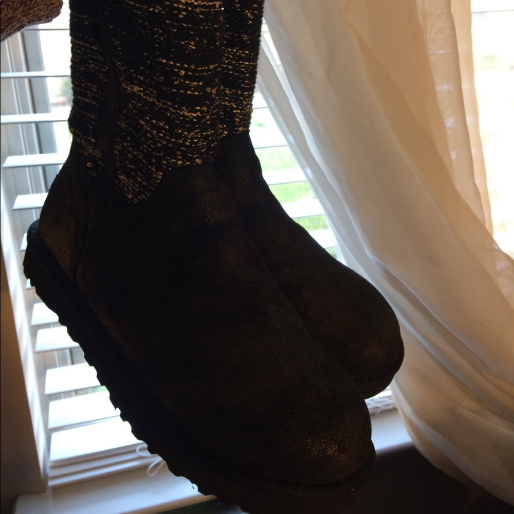 Authentic Uggs - image 6