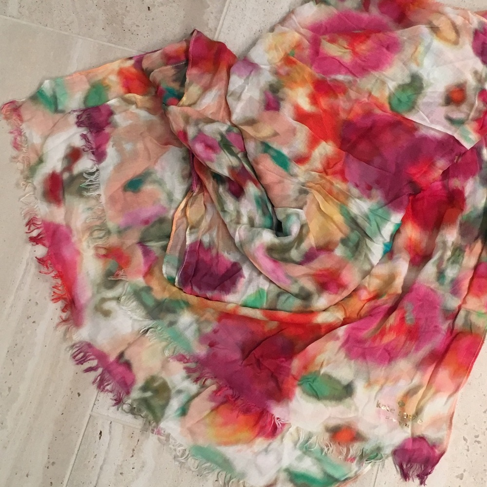 Kate Spade ♠️Cotton Crinkle Scarf