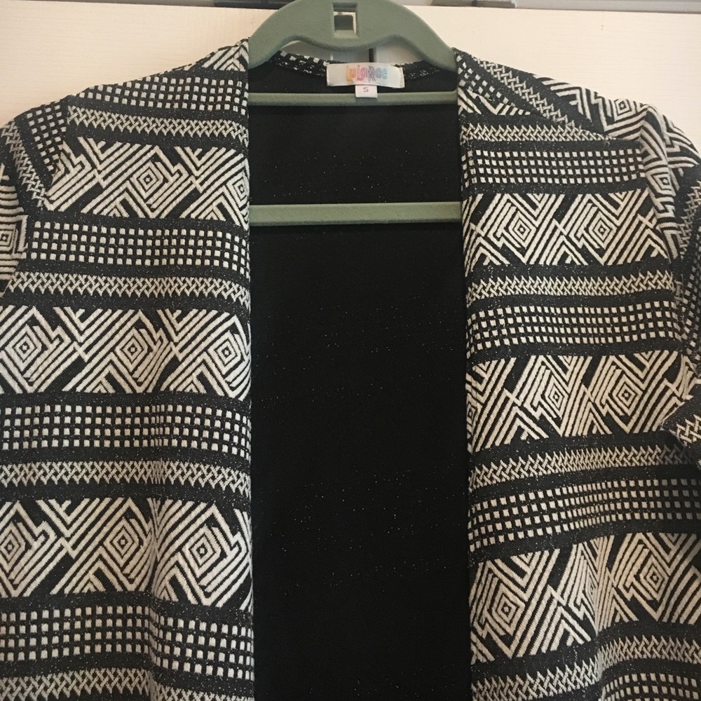LuLaRoe Small Black and White Geometric Sarah