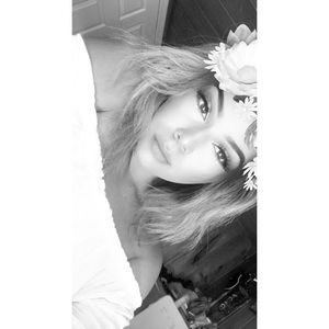 Meet your Posher, Jenniffer