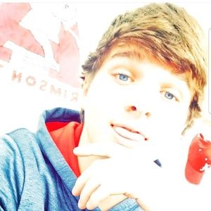 Meet your Posher, Ethan