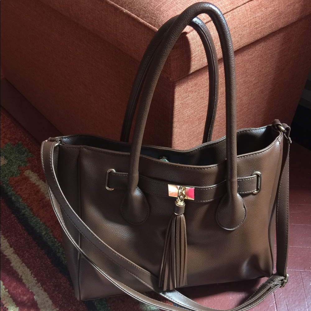 Chocolate brown tote **Worn once**