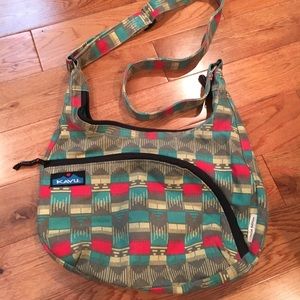Kavu purse