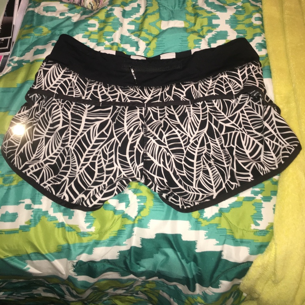 Lululemon Speed Shorts Pretty Palm 6
