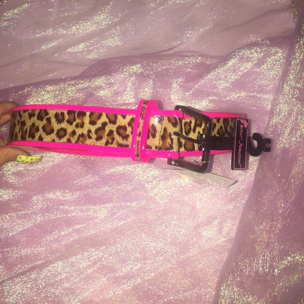 🆕 Betsy Johnson Leopard Print/Hot Pink Belt Small