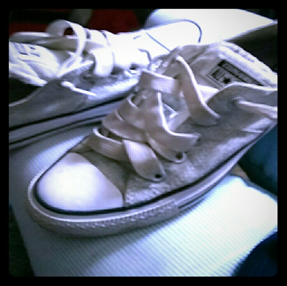 Converse low cut