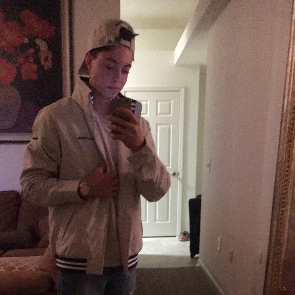 Meet your Posher, Tyler
