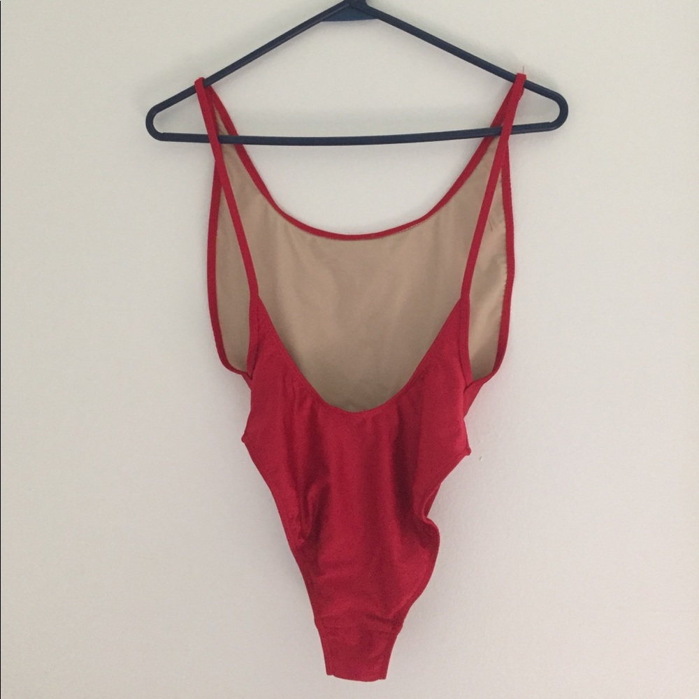 High-Cut one piece swimsuit