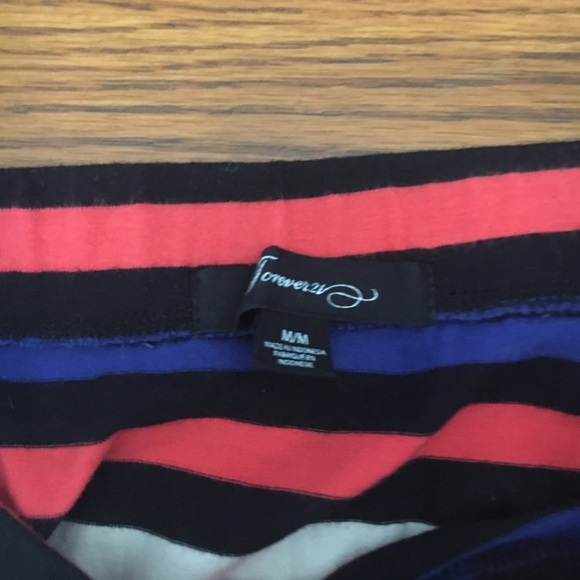 A striped size medium Forever 21 skirt - Picture 2 of 2