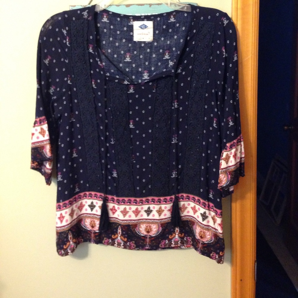 Wild blue blouse by Sadie Robertson
