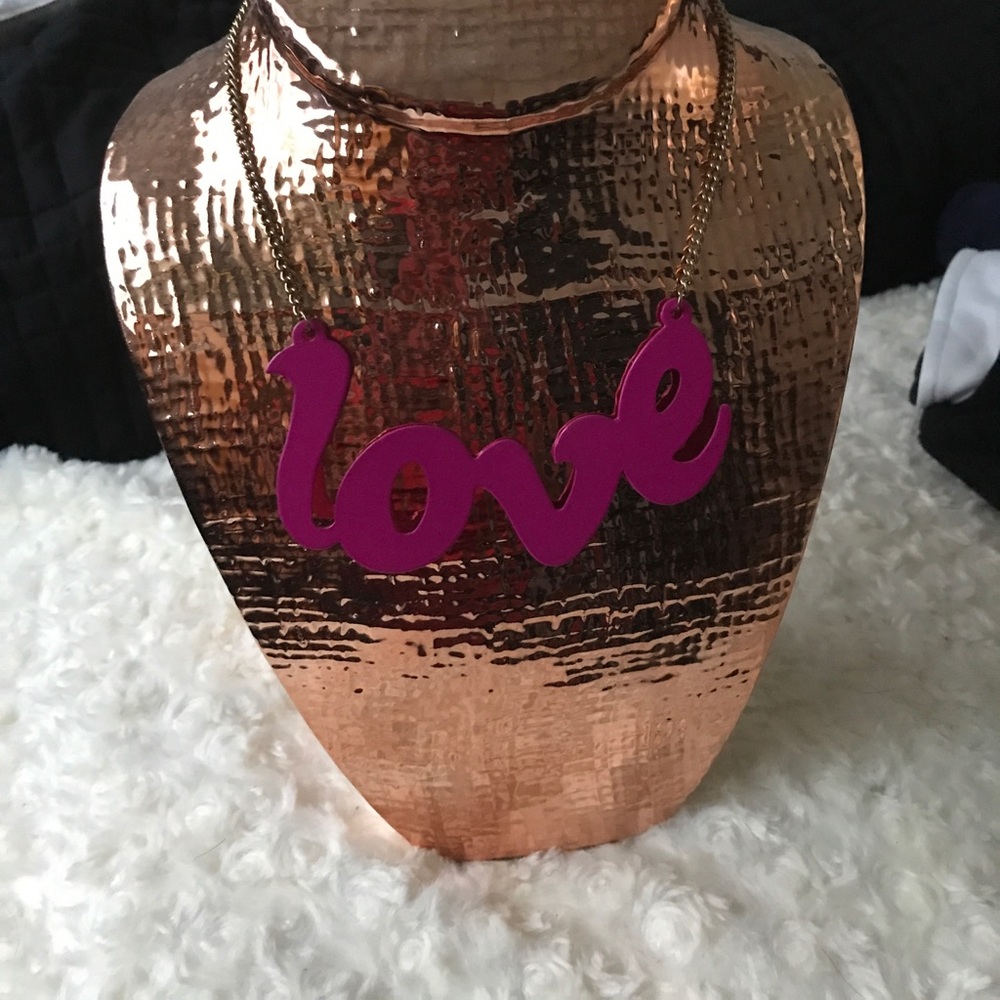 Worn once LOVE chain