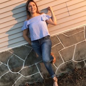 Meet your Posher, Kenia