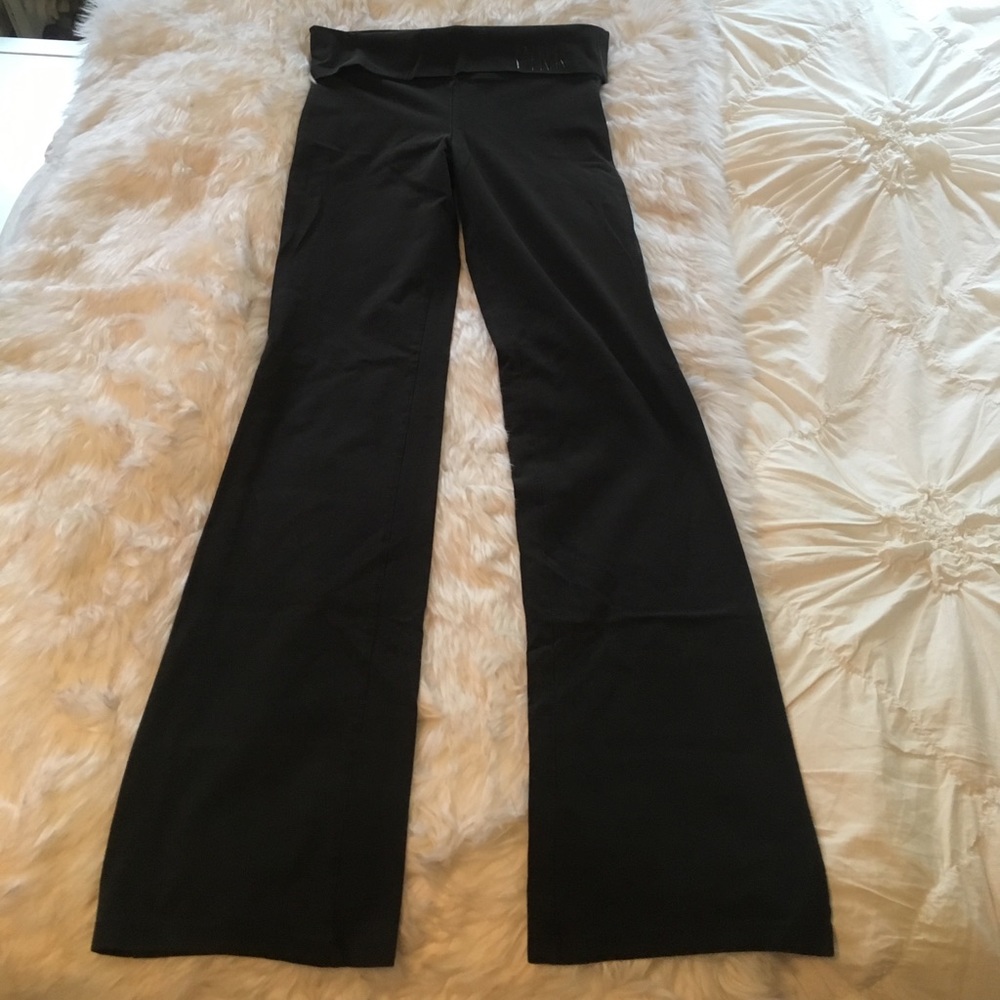EXCELLENT DEAL! Pink yoga pants! good condition!