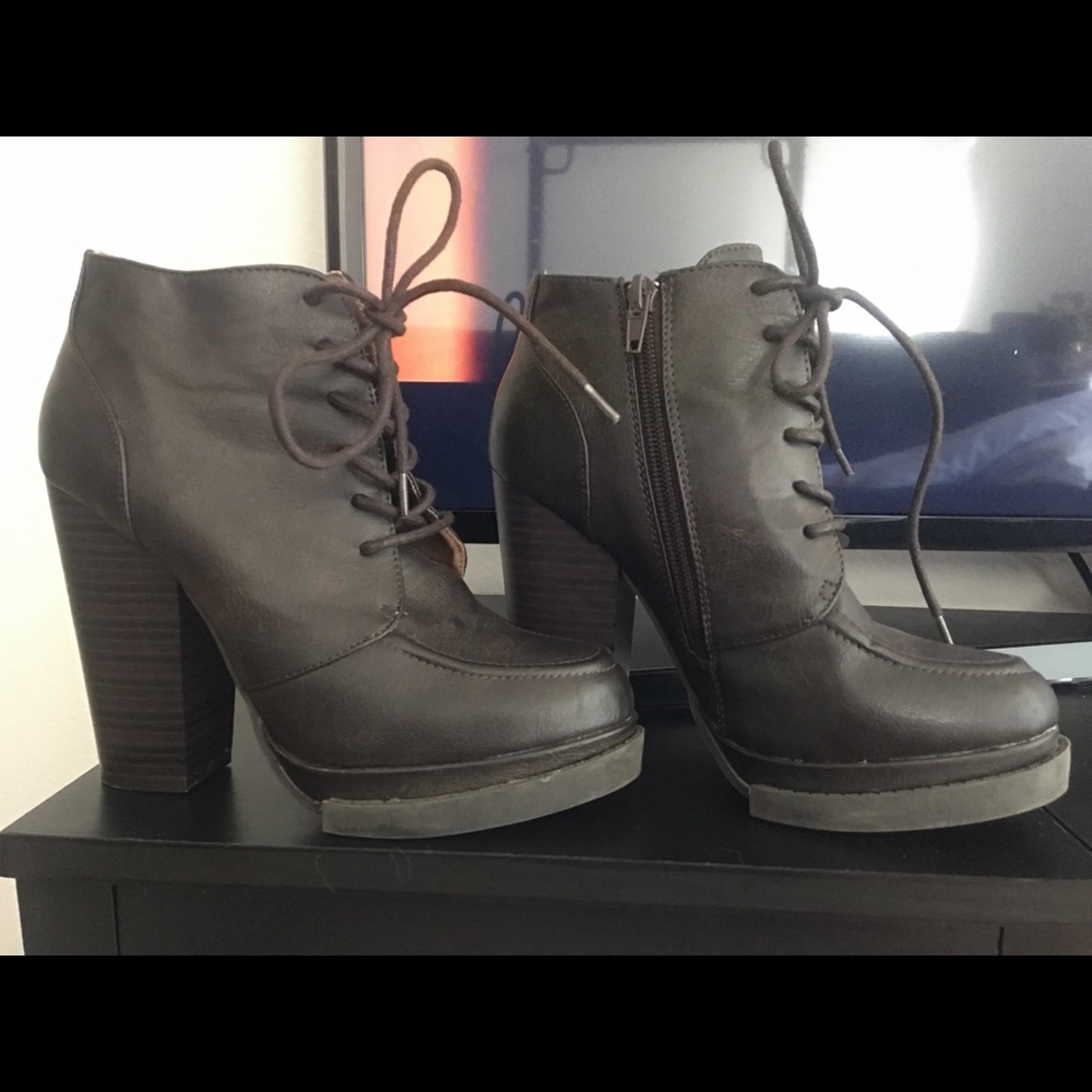 Espresso brown platform booties