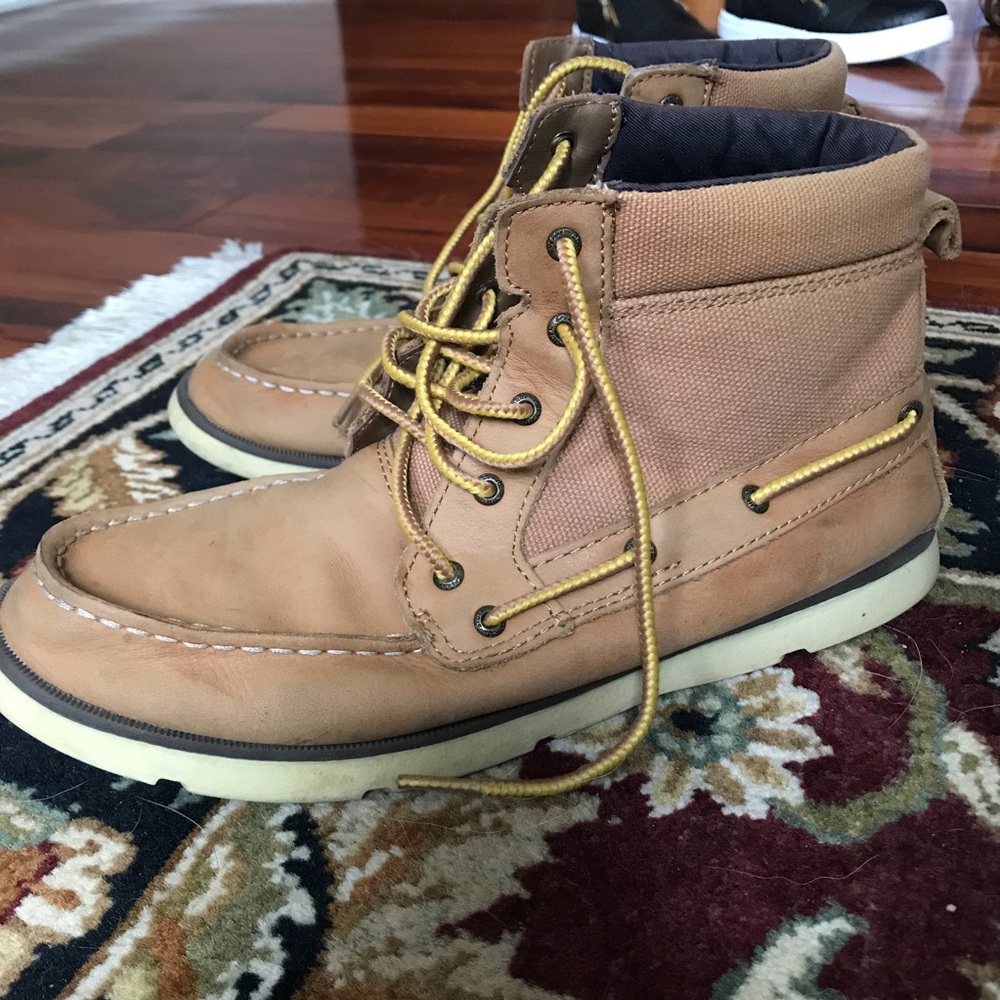 Sperry boots