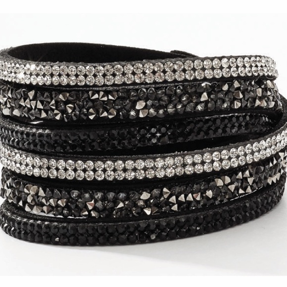 Choker/ Wrap bracelet, Adjustable - Picture 2 of 3