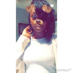 Meet your Posher, Robyn