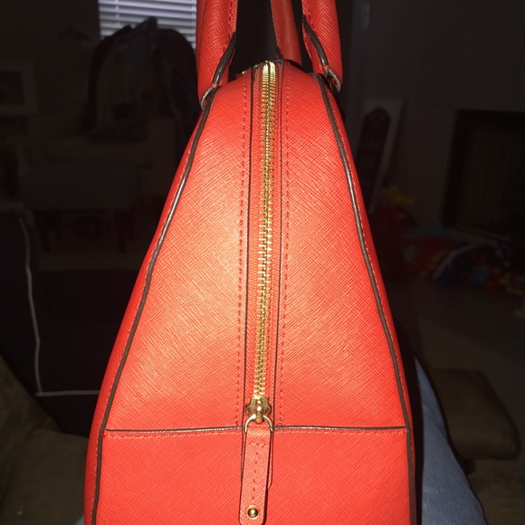 Micheal KORS Satchel - Picture 4 of 7