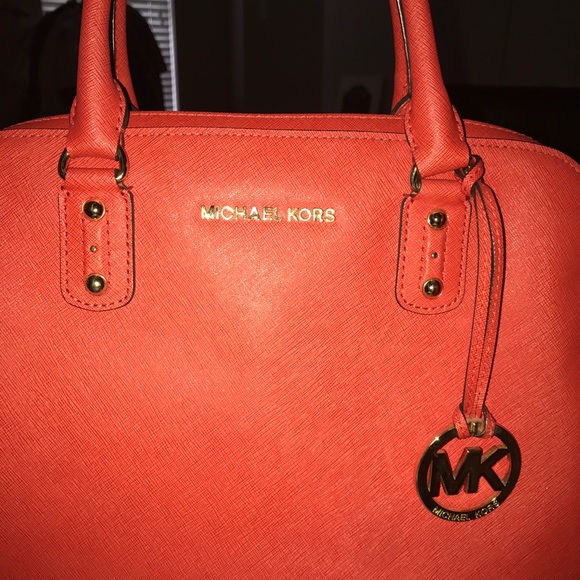 Micheal KORS Satchel - Picture 5 of 7